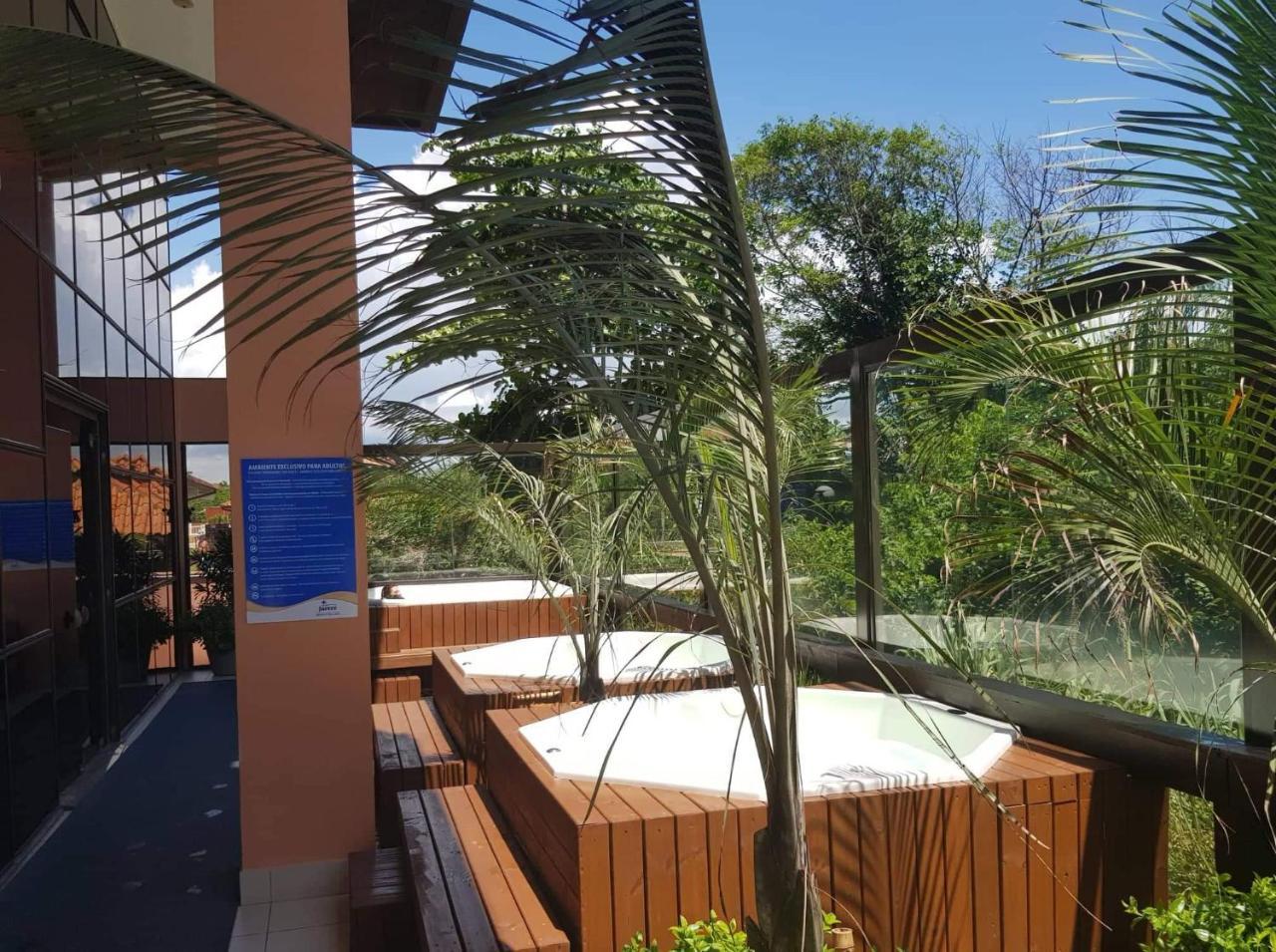 Apto pés na areia em Hotel Jurere Beach Jurere Internacional Florianópolis Extérieur photo